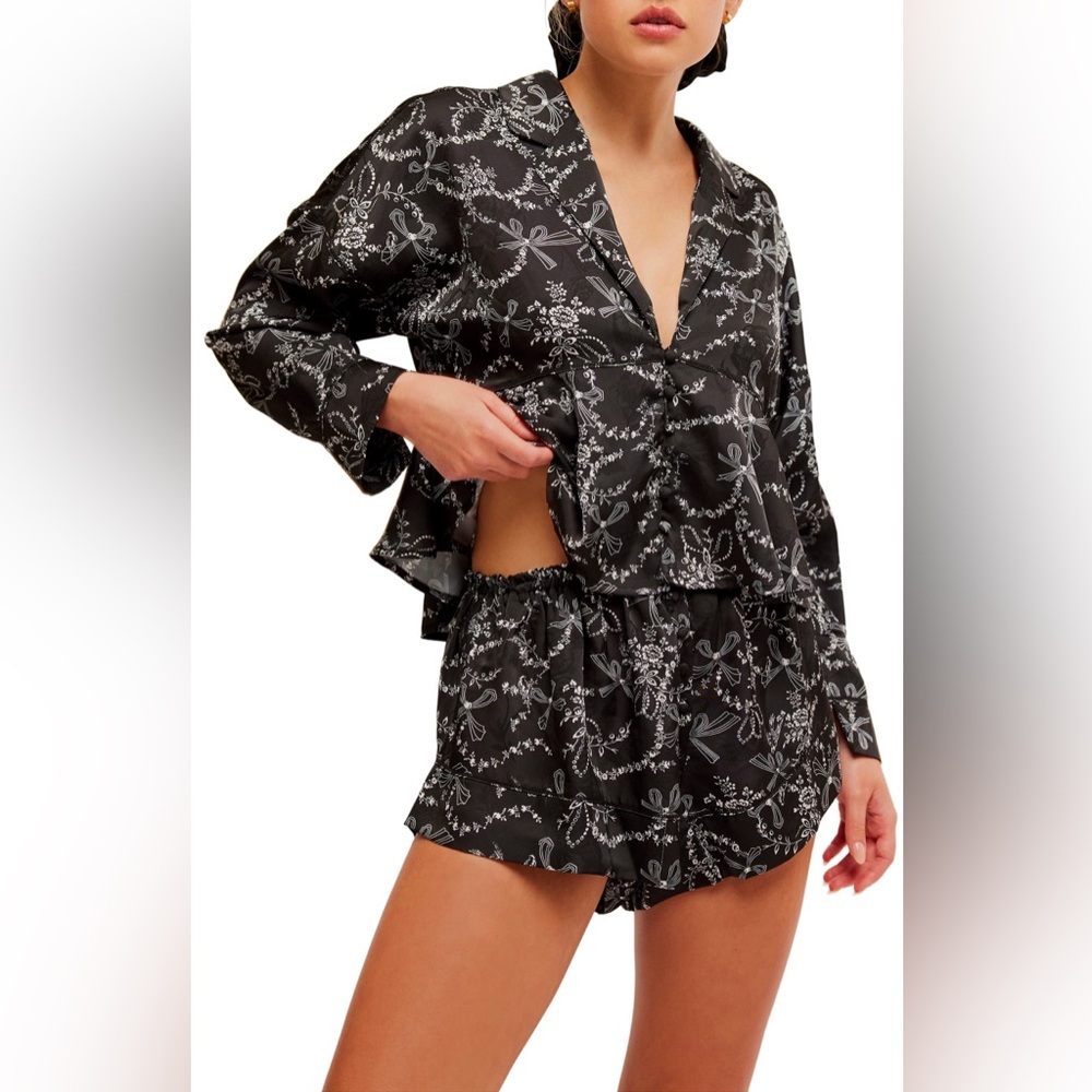 Intimately Free People Beauty Sleep Pj Set in Black Combo Size Large